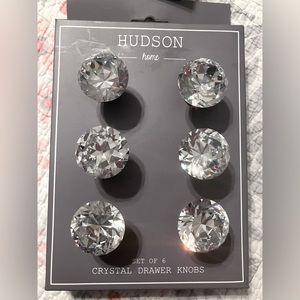 Hudson Home Crystal Drawer Knobs 4-6 pks (24 total)